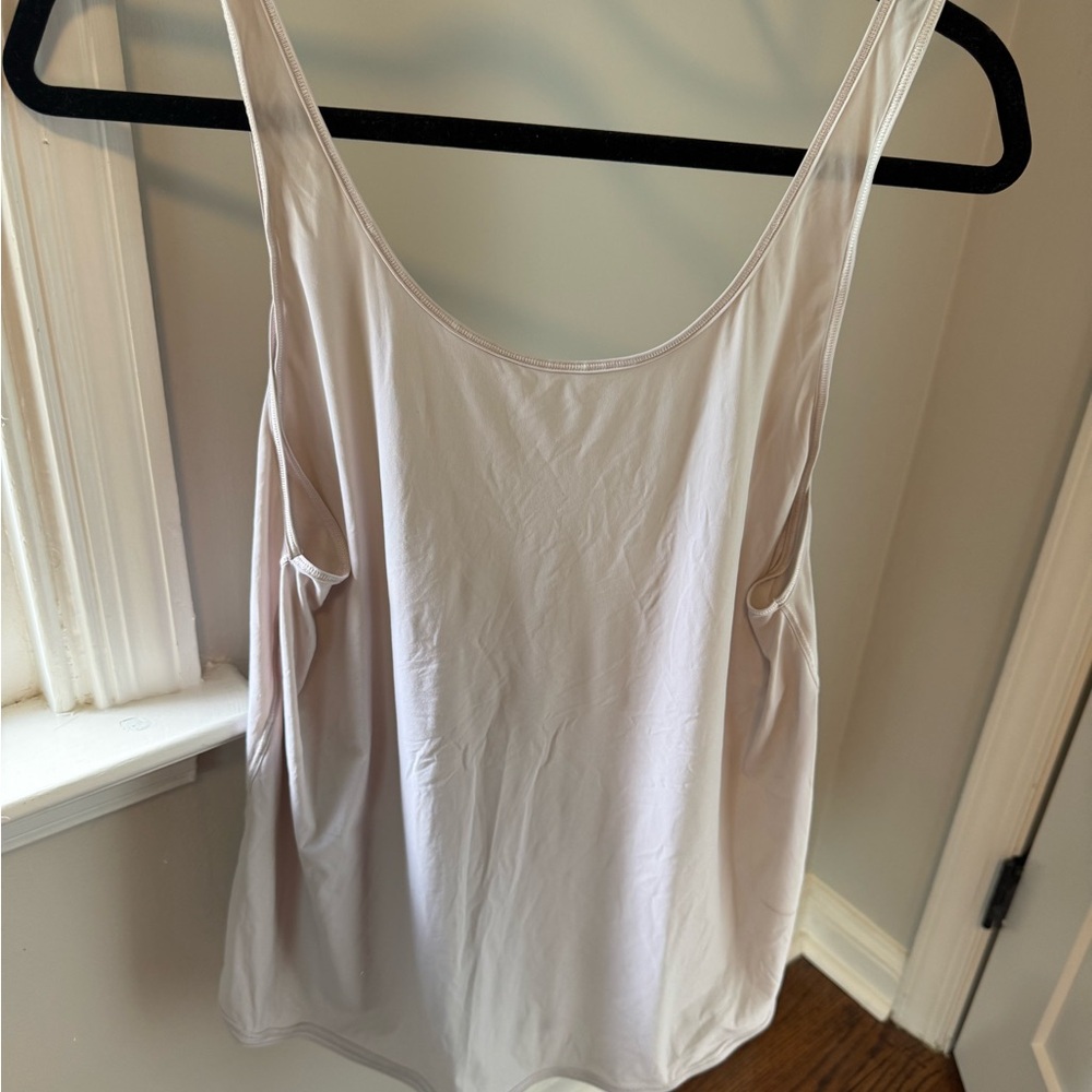 Lululemon Women’s Cream Light Tank Top